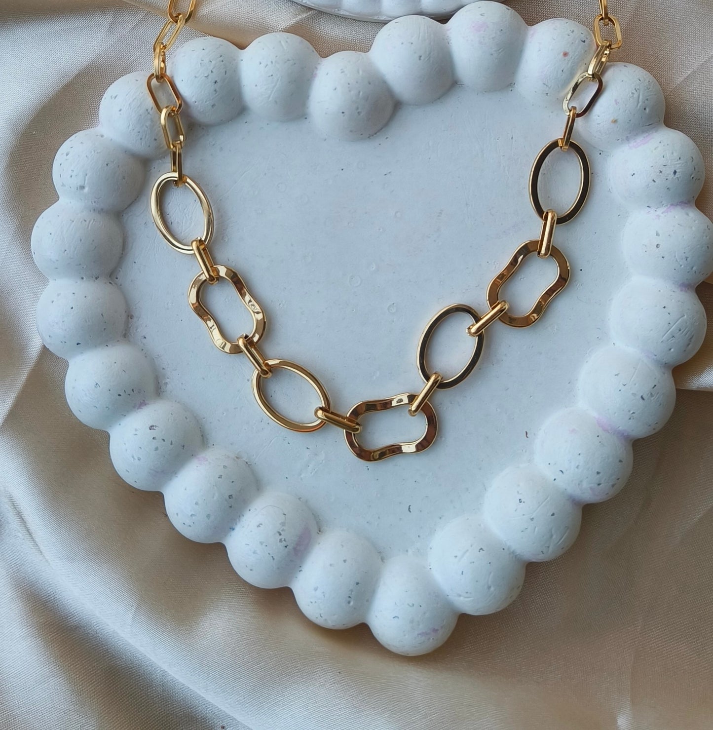 Bold Linked Necklace