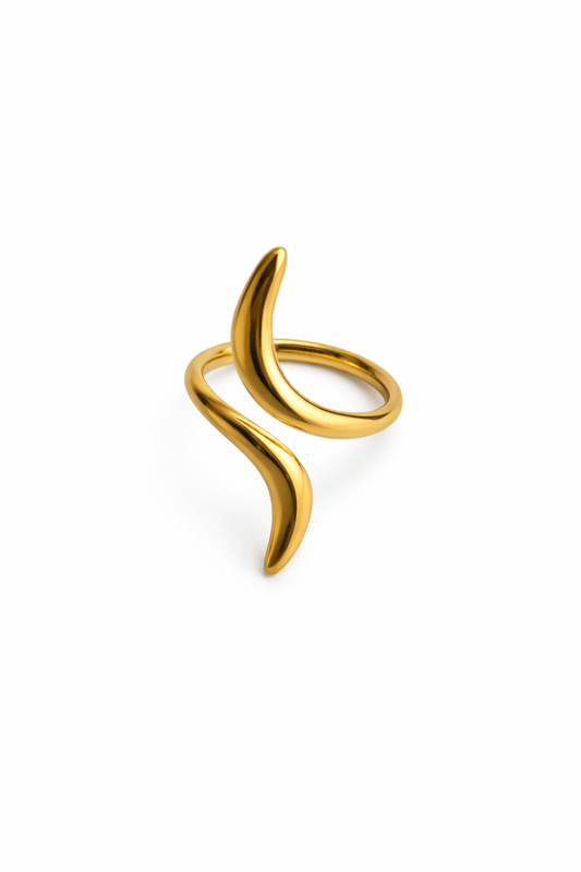Aelanzza Sculpted Wave Ring – gold anti-tarnish wavy statement ring for women India